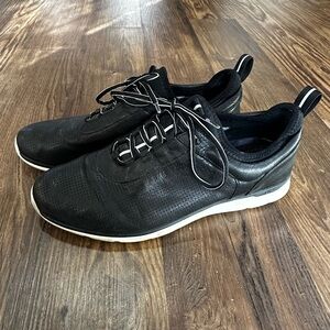 Johnston & Murphy XC4 Men’s 12 Black Leather Waterproof Comfort Sneakers